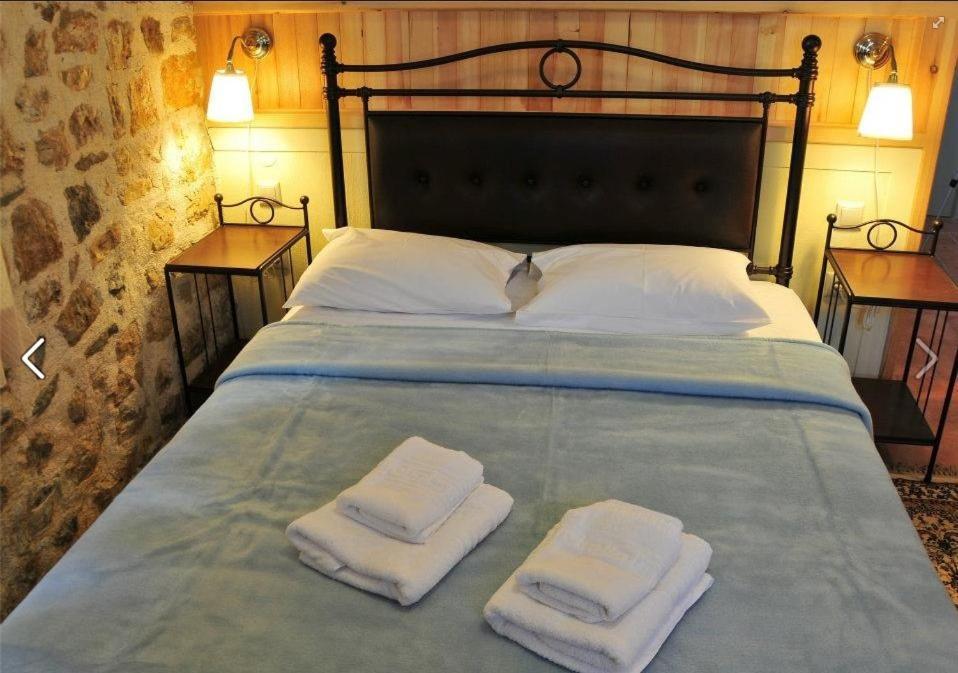 Hotel Platanos In The Castle Ioánnina Pokoj fotografie